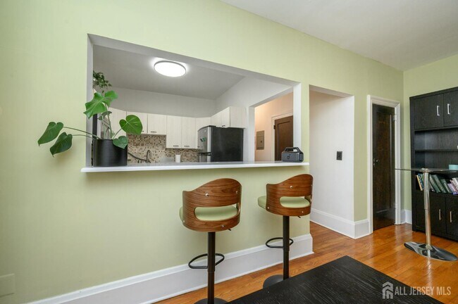 Building Photo - 55 Randolph Pl