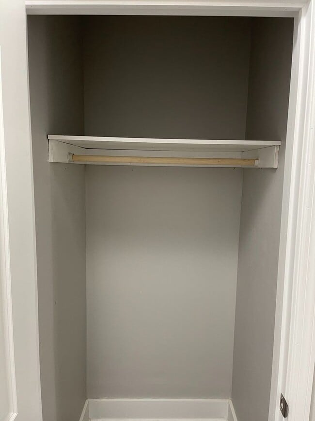 Building Photo - 117-119 Innis