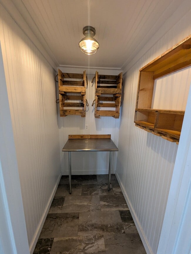 Building Photo - 3348 Lowery Dr