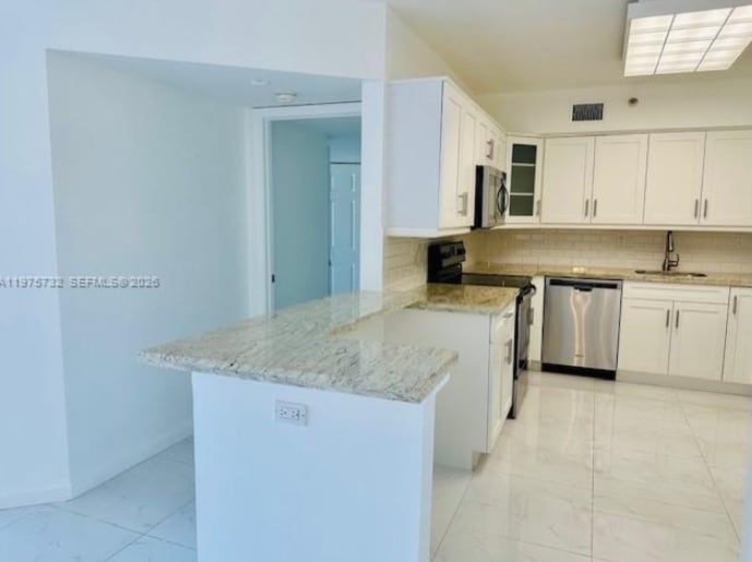 Building Photo - 3530 Mystic Pointe Dr