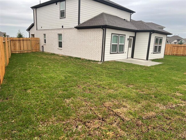 Building Photo - 5962 First Blush Dr