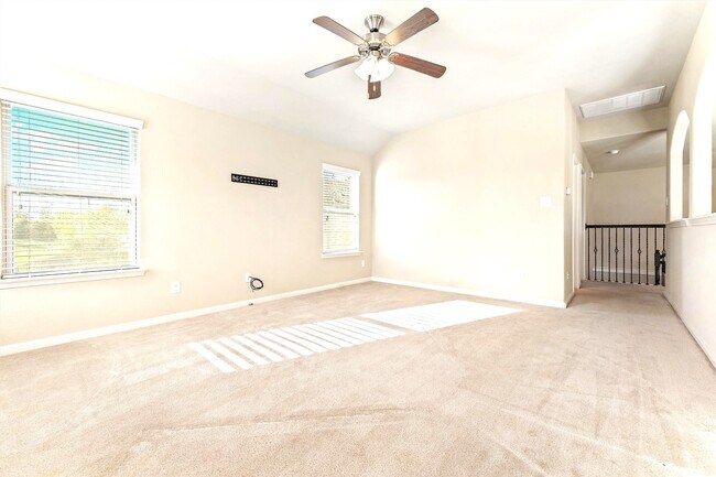Building Photo - 91 West Wading Pond Circle