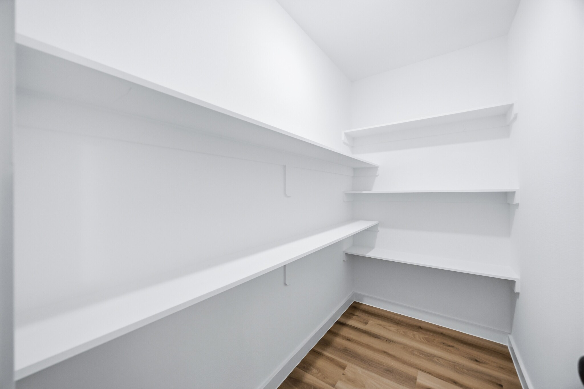 Building Photo - 9318 Sundown Dr