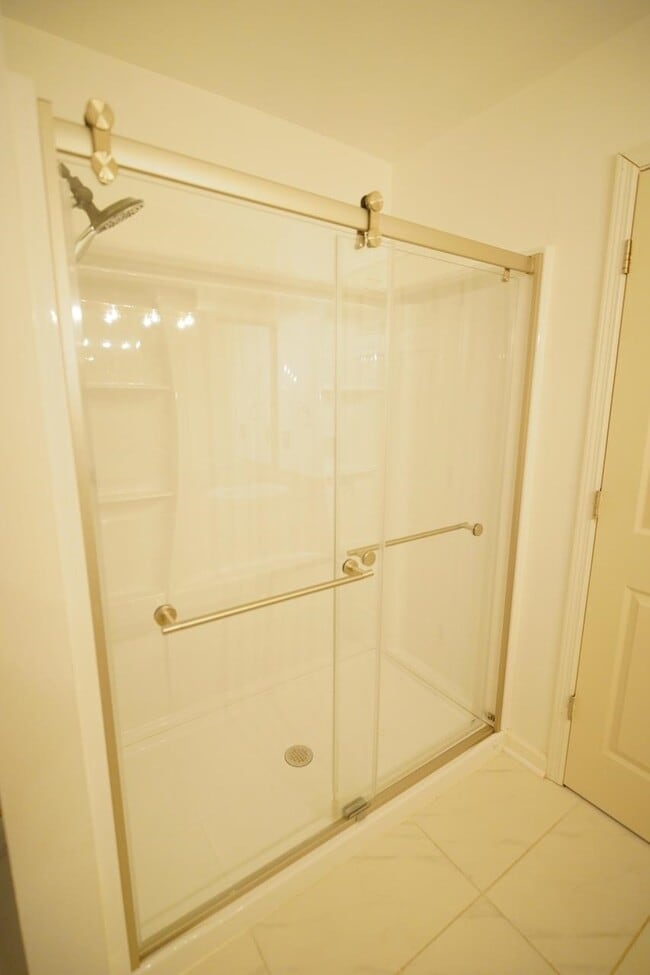 Building Photo - 4472 Bay Shore Cir