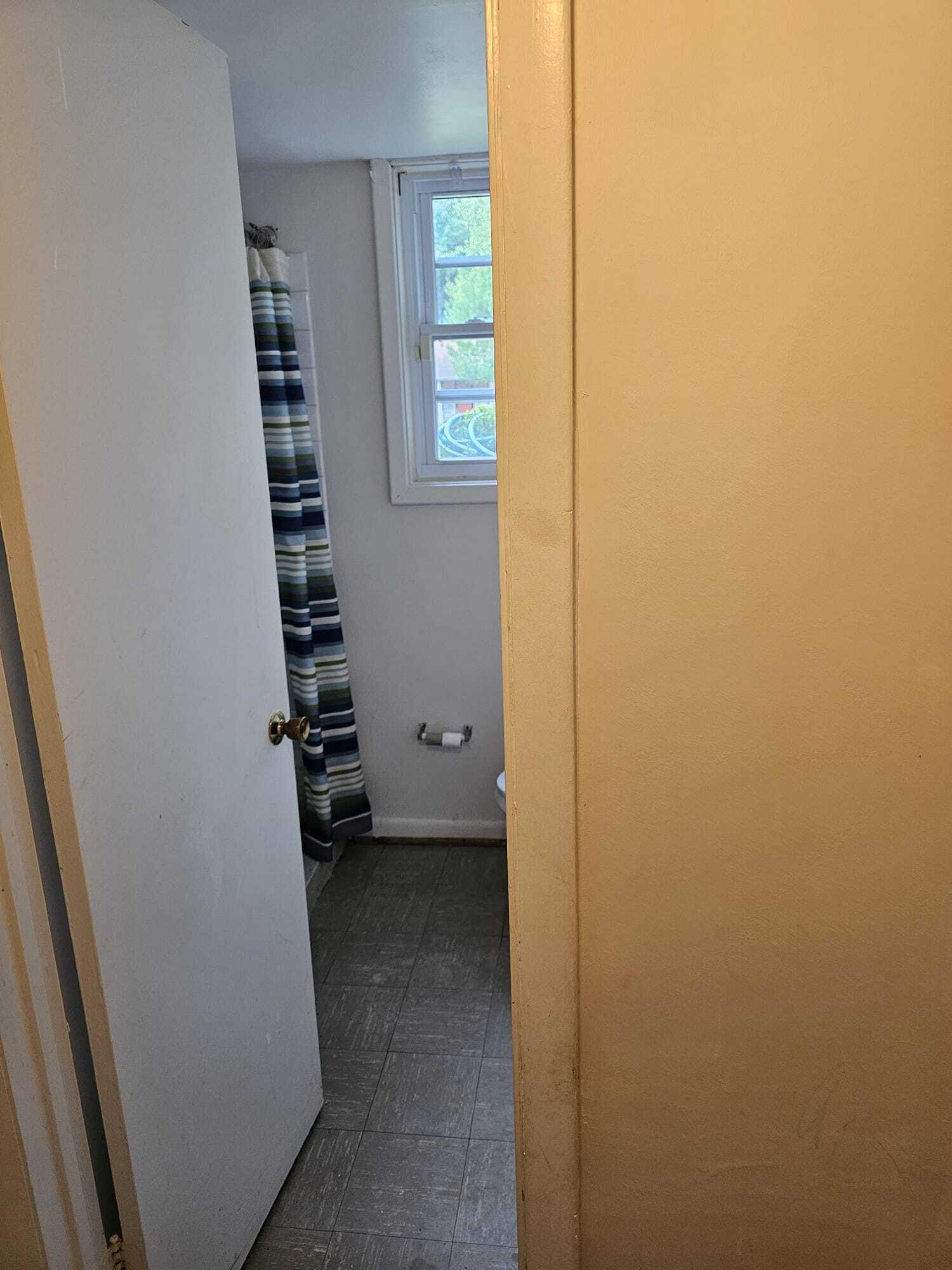 Building Photo - 1404 Chilton Dr