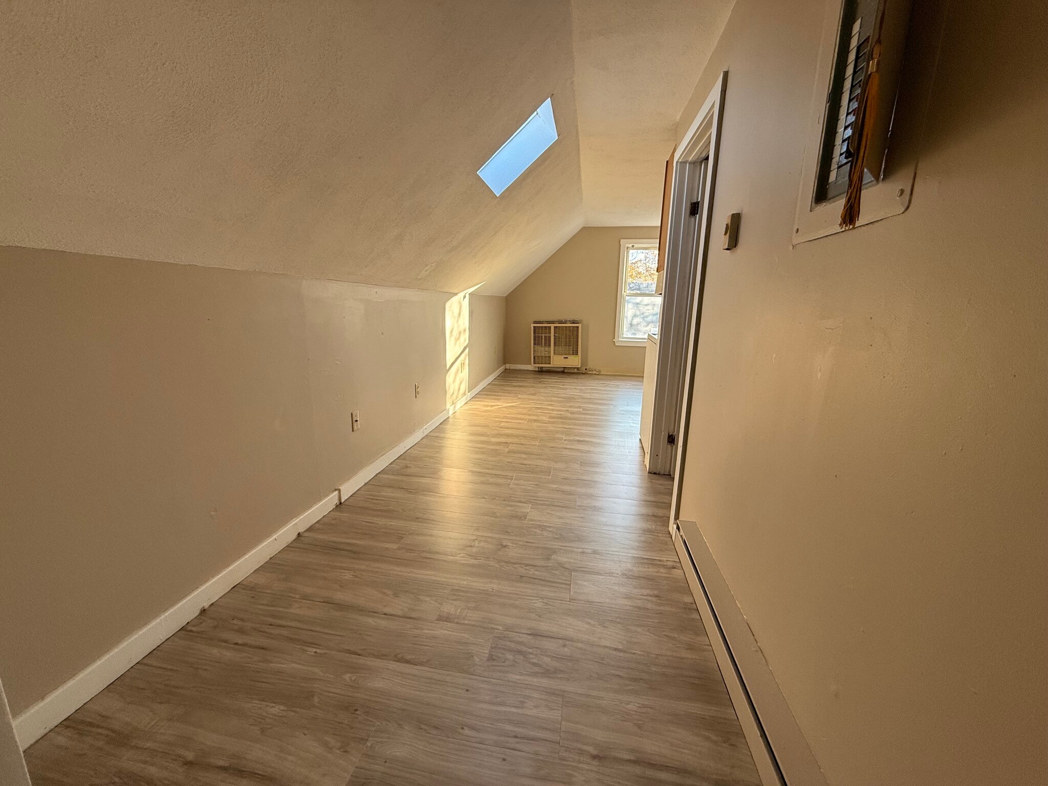 Building Photo - 25 Holman St