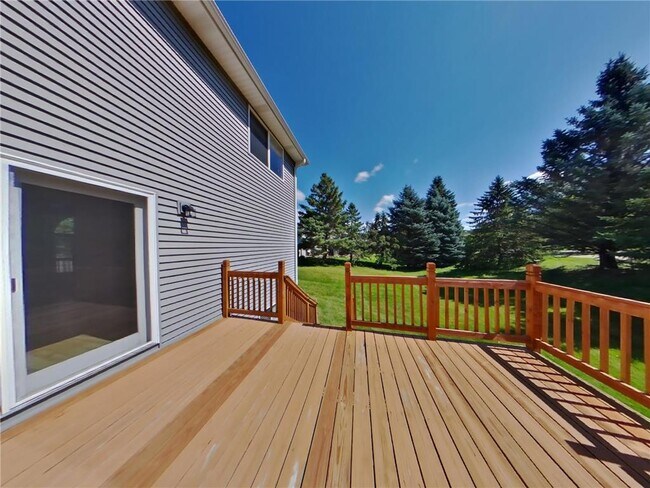 Building Photo - 5160 149th Ln NW