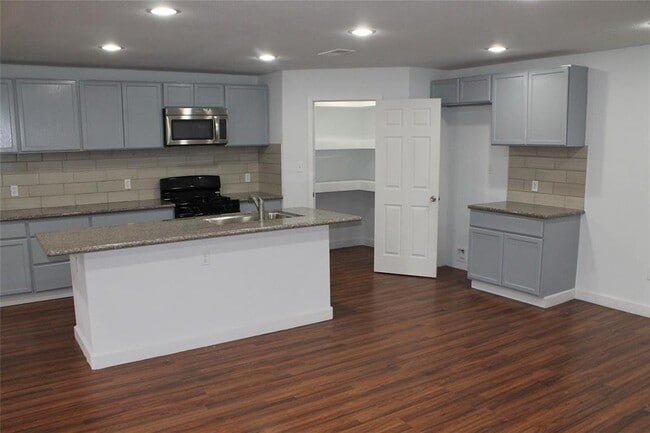 Building Photo - 3718 Darlinghurst Dr