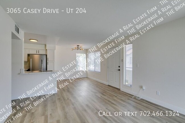Building Photo - 3065 Casey Dr