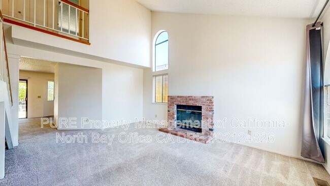 Building Photo - 7474 Mercedes Way