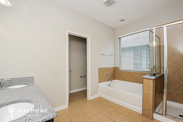 Building Photo - 8748 Maple Ridge Trail