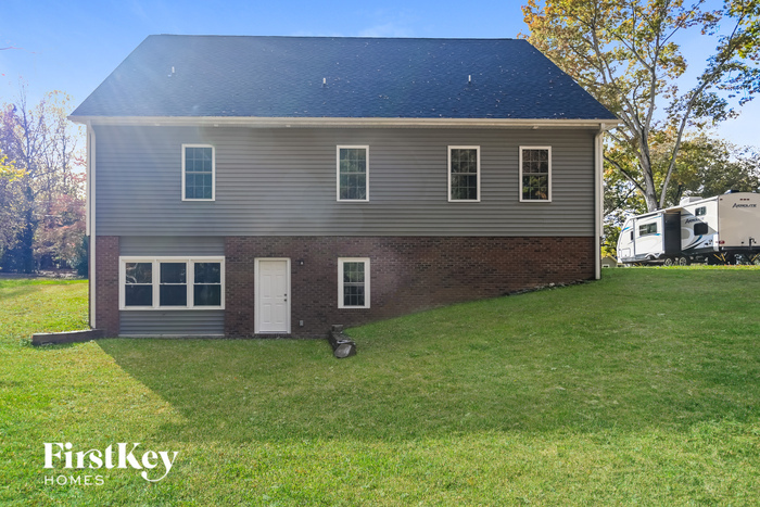 Building Photo - 203 Montclair Dr
