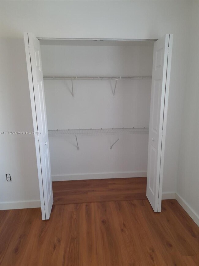 Building Photo - 551 NW 82nd Ave