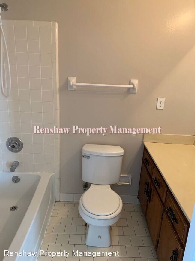 Building Photo - 2 br, 1 bath House - 3722 Fern Ridge Road