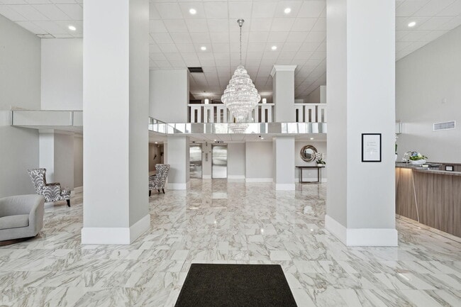 Building Photo - 3450 S Ocean Blvd
