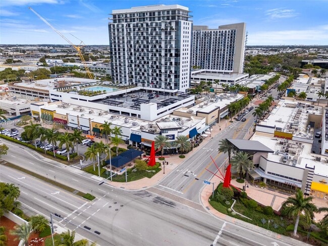 Building Photo - 4648 NW 83rd Ave