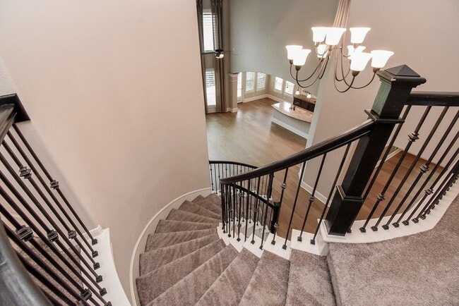 Building Photo - 10106 Cypress Path