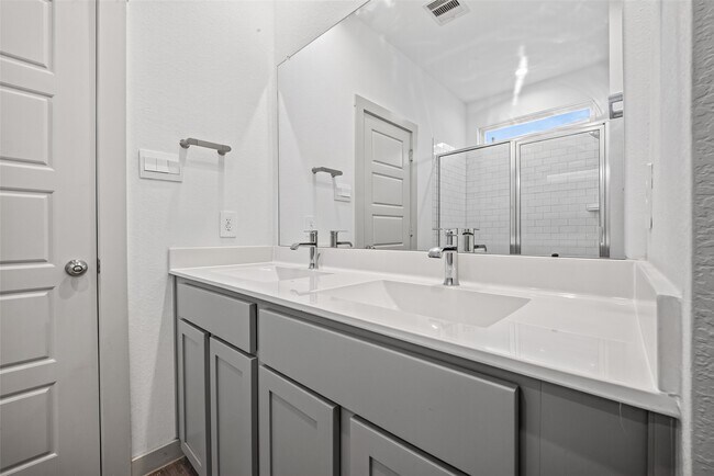 Building Photo - 12820 Tokenhouse Ln