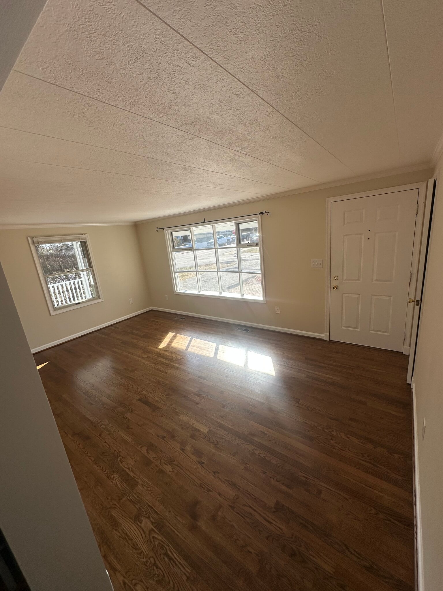 Building Photo - 809 E D St