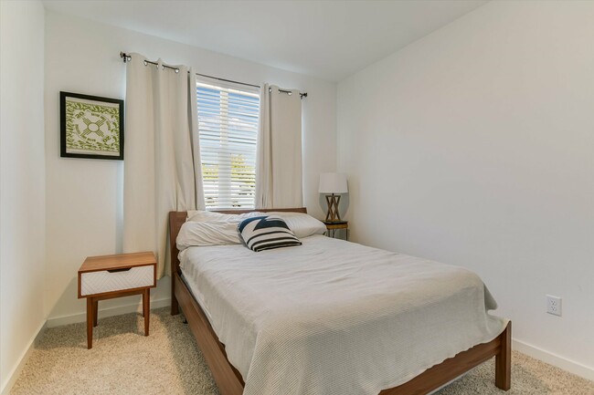 Building Photo - 14409 Cantarra Dr