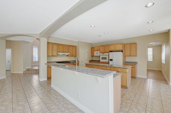 Building Photo - 89 Dollar Pointe Ave
