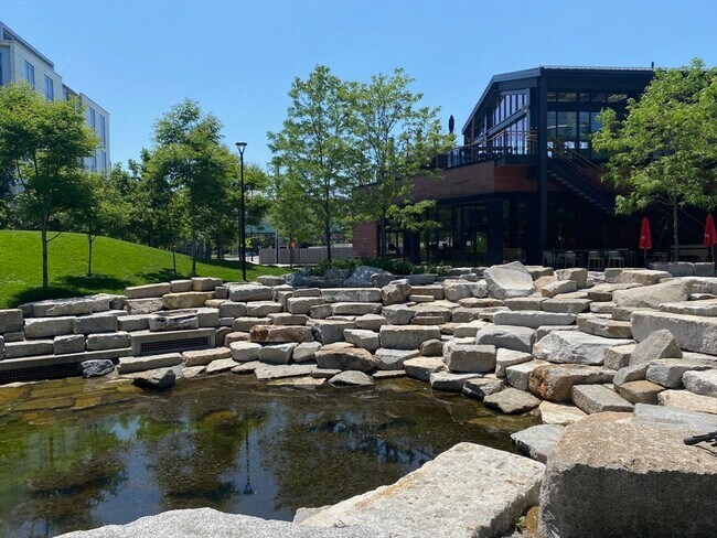 Building Photo - 1 Earhart St