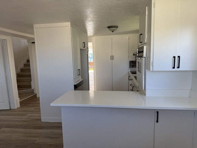 Building Photo - Spacious 4 Bed/2 bath North Bend Charmer