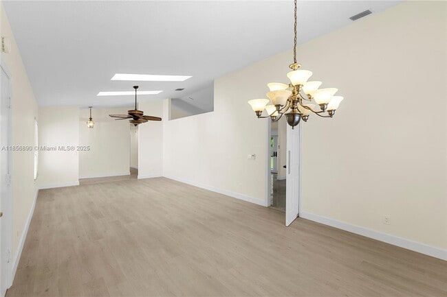Building Photo - 15800 Surrey Cir