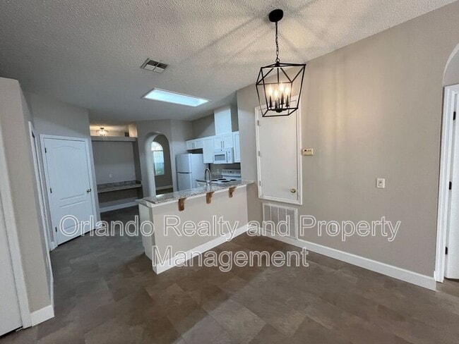 Building Photo - 9433 Candice Ct