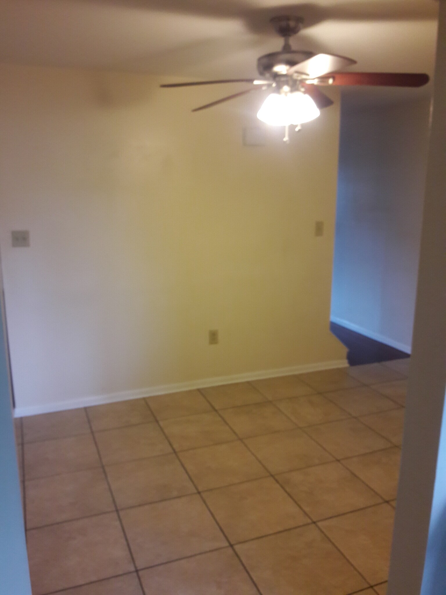 Building Photo - 735 N 12th St