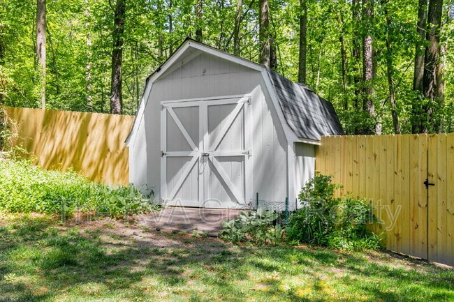 Building Photo - 11000 May Apple Terrace