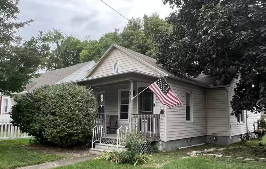 Main - 1308 Wright St