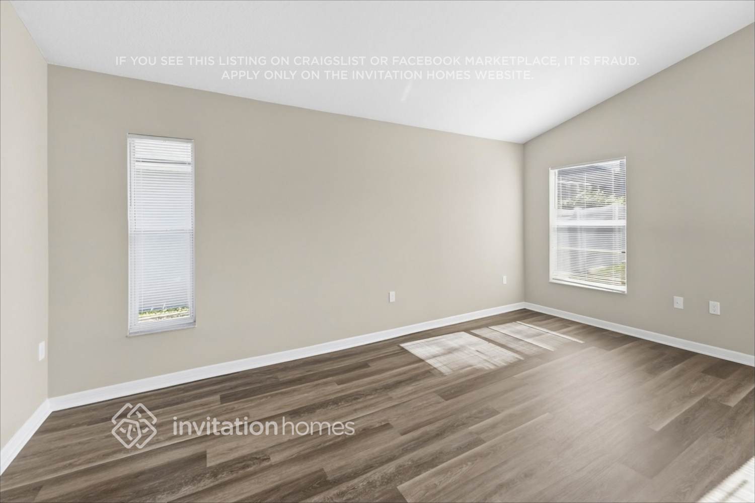 Building Photo - 10210 Merrimac Manor Dr
