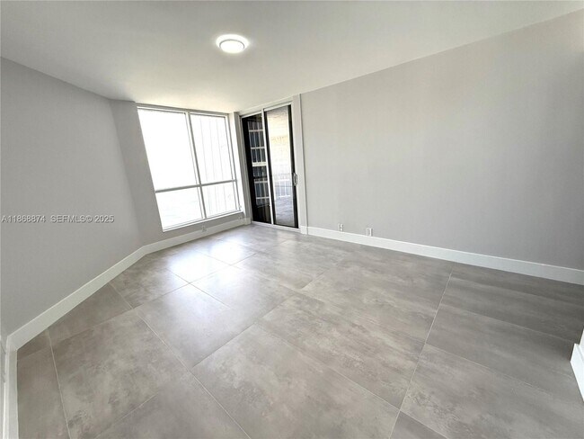 Building Photo - 6767 Collins Ave