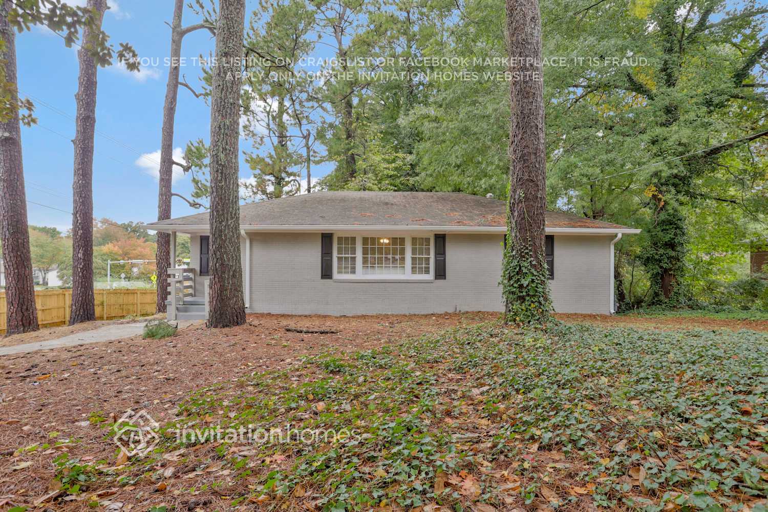 Building Photo - 705 Pinehill Dr