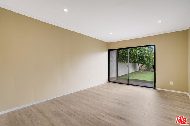 Building Photo - 5450 Bevis Ave