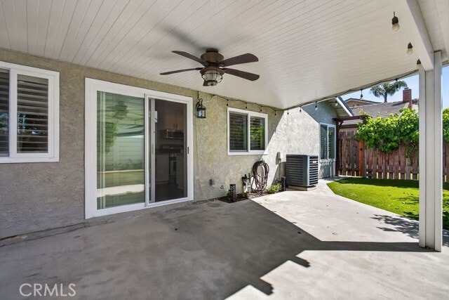 Building Photo - 14 Cll Alimar