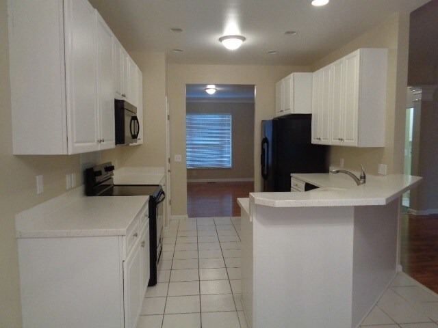 Building Photo - 2365 Edencrest Dr