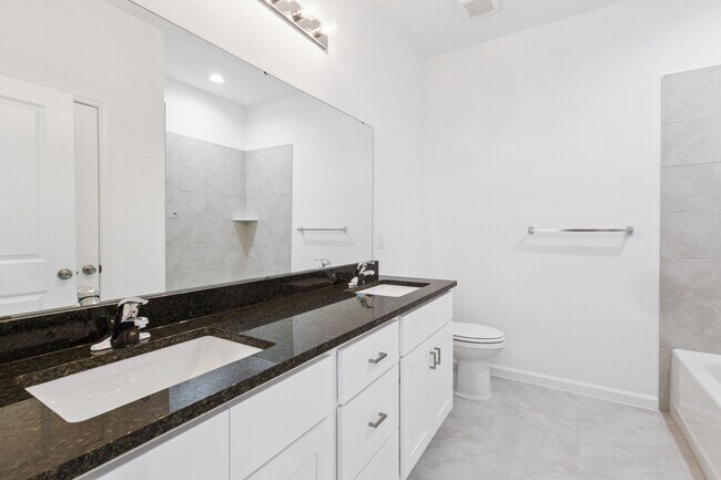 Building Photo - 3712 Watercliff Cir