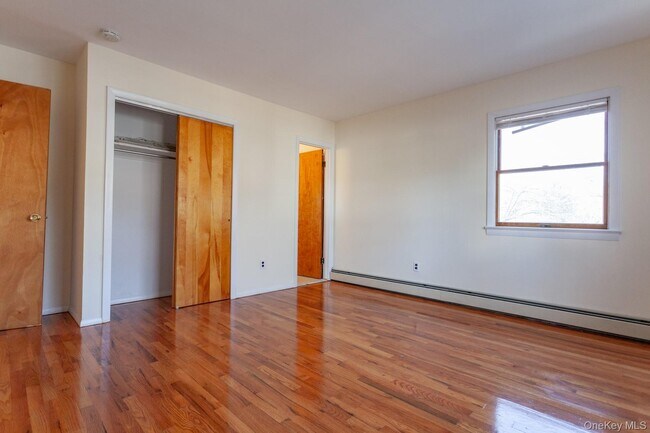 Building Photo - 55 Holland Ave