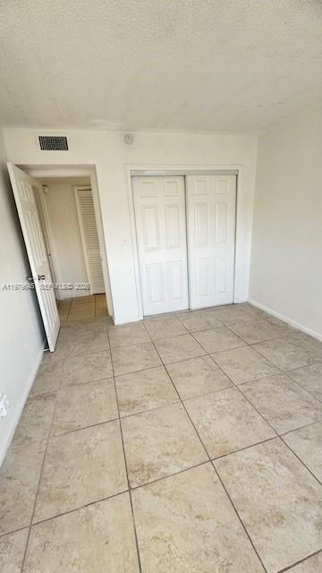 Building Photo - 2025 NE 164th St