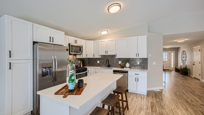 Building Photo - 3131 Mission St