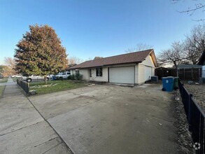 Building Photo - 1726 Pebble Beach Dr