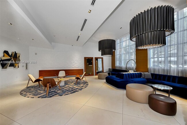 Building Photo - 3301 NE 1st Ave