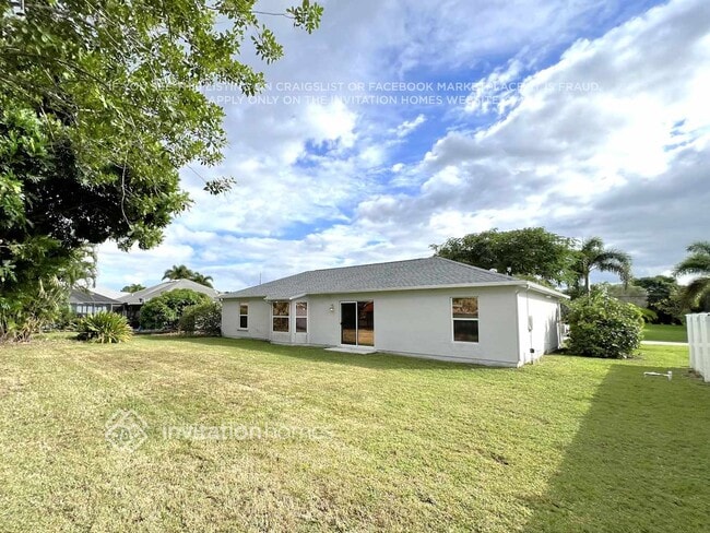 Building Photo - 5953 NW Brenda Cir