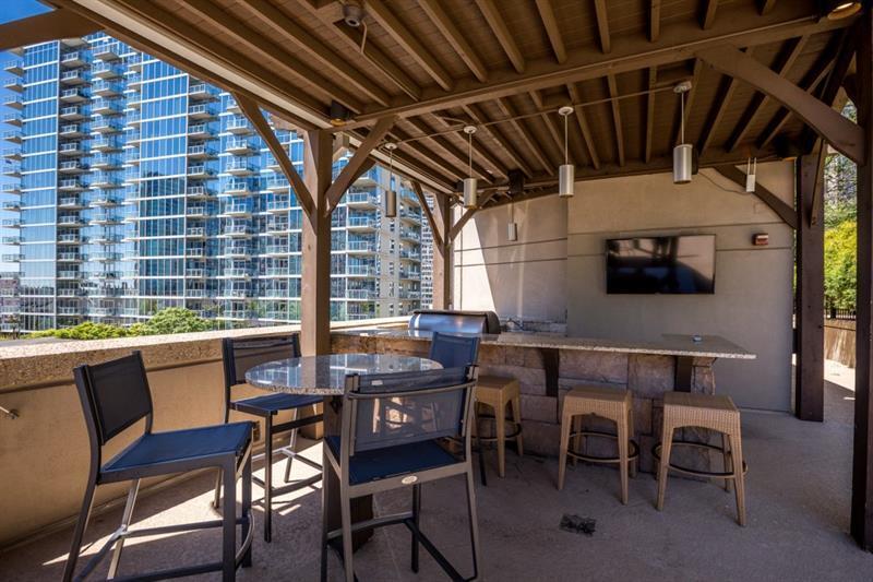 Patio on 8th floor - 1080 Peachtree St NE