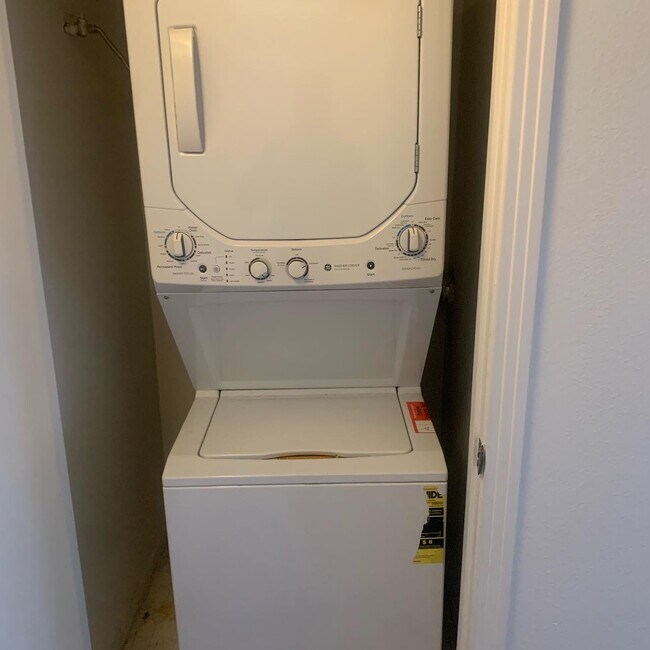 Washer / Dryer Upstairs (in between both bedrooms) - 11473 Moorpark St