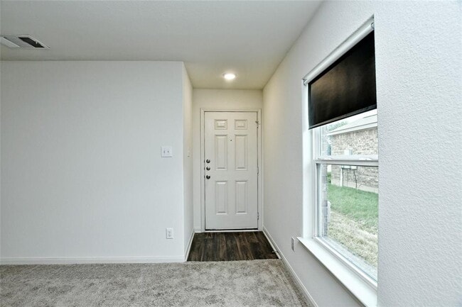 Building Photo - 104 Independence Ave