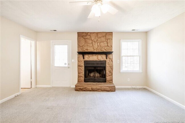 Building Photo - 1113 Oakstone Dr