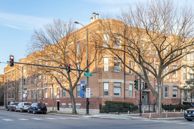 Primary Photo - 1530 W Wilson Ave